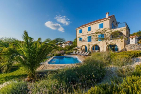 Гостиница Villa Amarina  Трогир